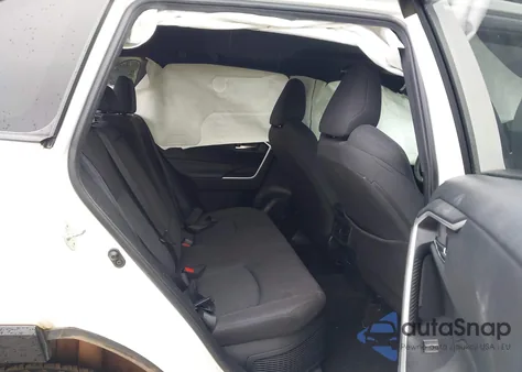 2022 Toyota Rav4 Se z USA, uszkodzony, nr VIN JTM16RFV5ND070619